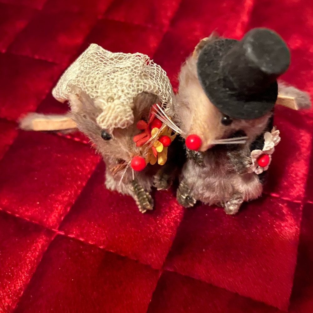 Vintage mice